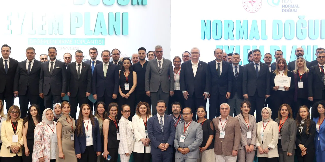 Sağlık Bakanı Memişoğlu'ndan Konya'ya teşekkür belgesi
