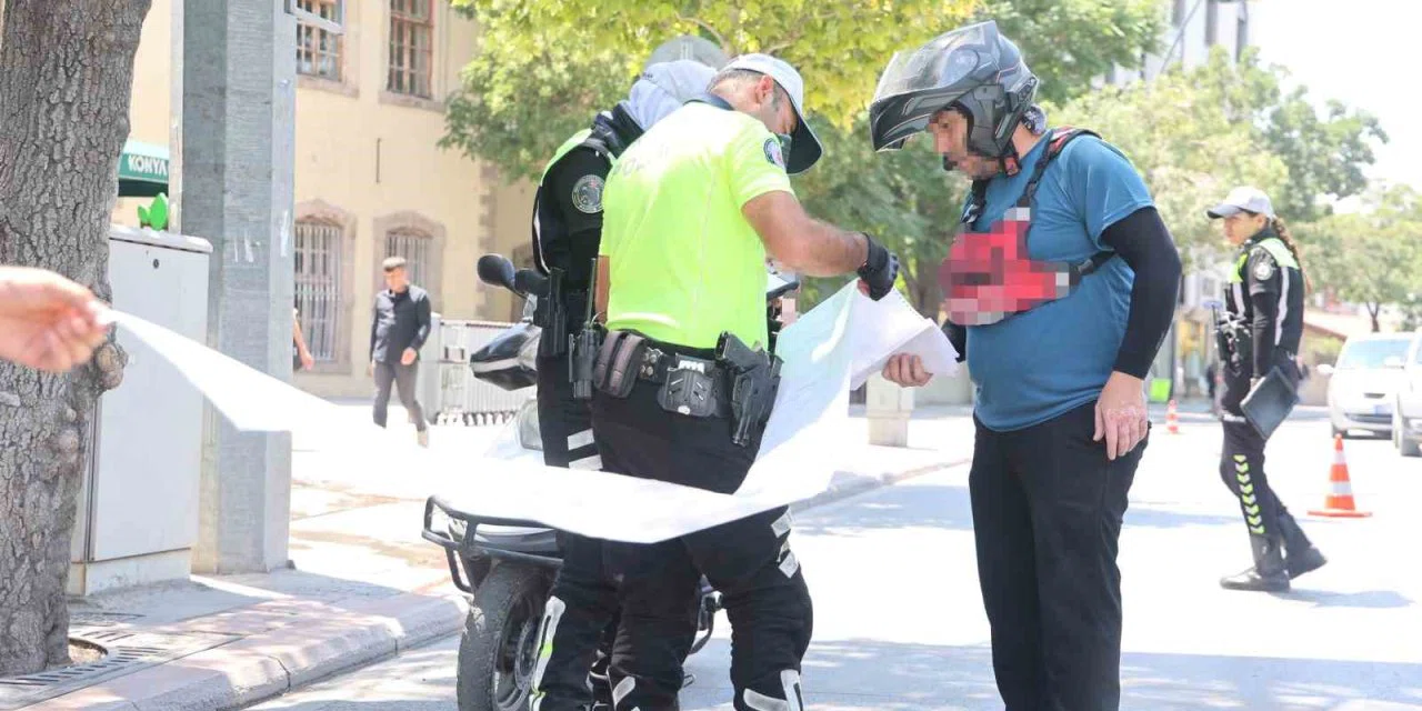 Konya'da ilginç olay: 3 metrelik dekontla ’motosikletin borcu yok’ savunması