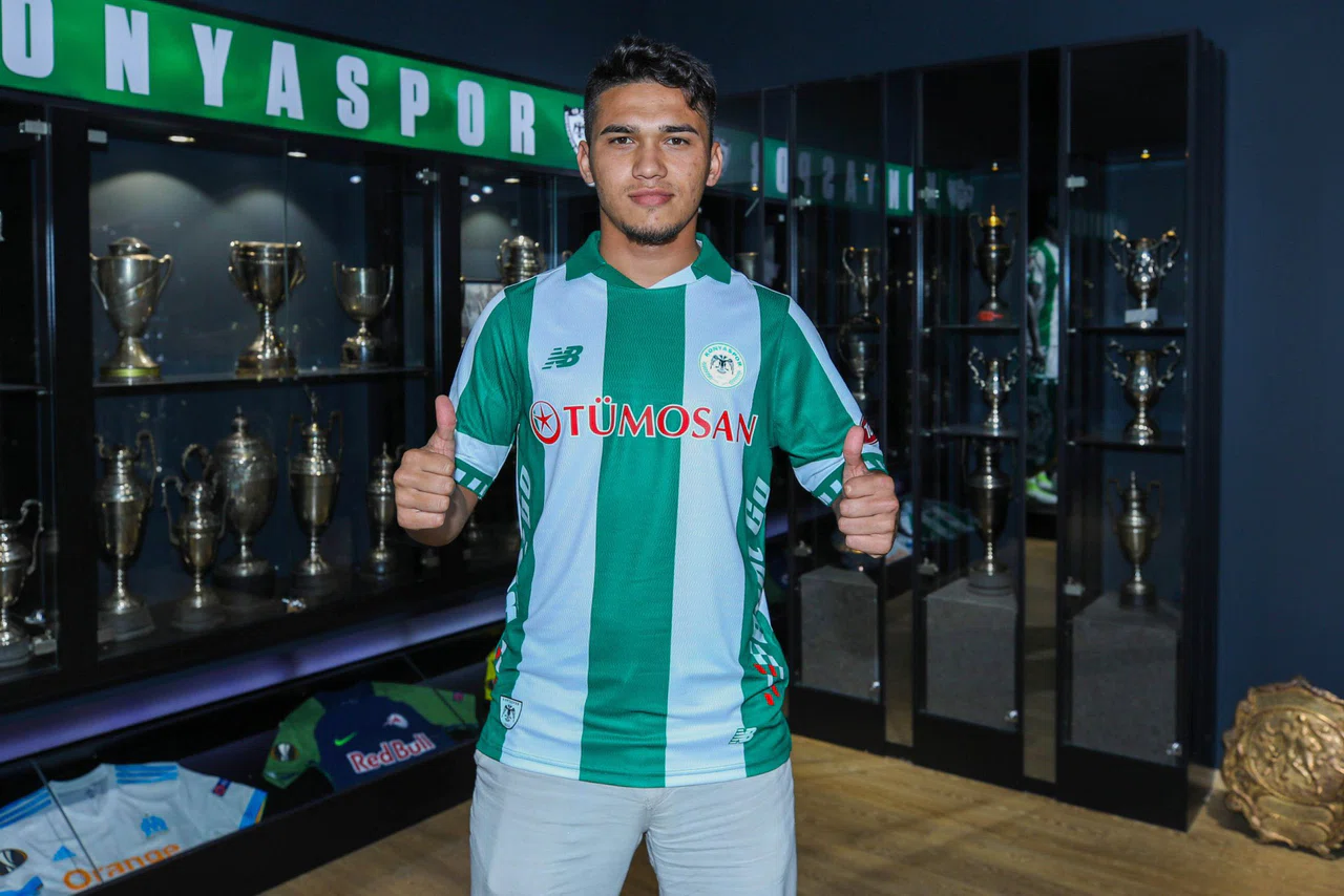 Konyaspor’da bir ayrılık daha yaşandı! Para kazandırarak gidiyor