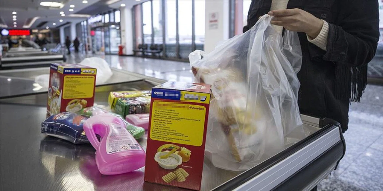 Onu yapan marketler yandı: Naylon poşetle ilgili yeni karar