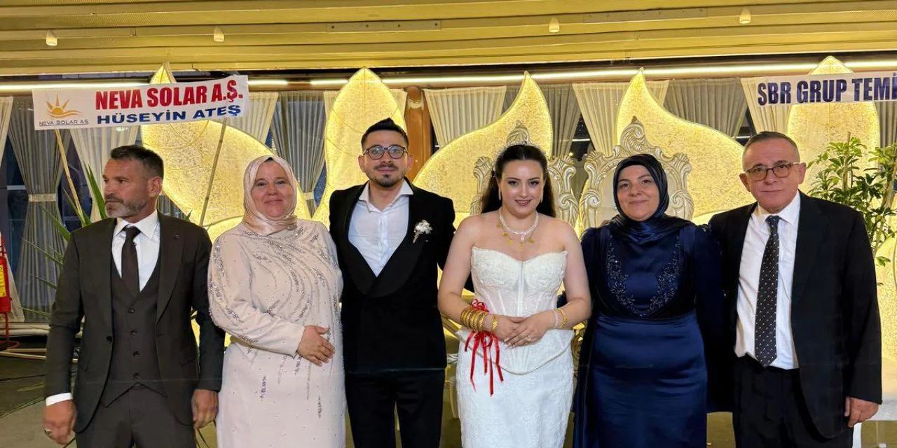 İba ve Sayan ailelerinin mutlu günü