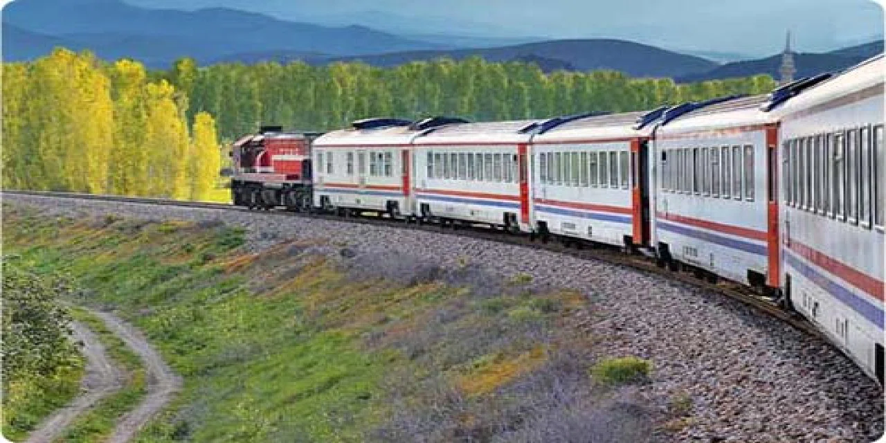 Yılların eskitemediği hat: Konya Meram İzmir Basmane Mavi Treni artık nostalji oldu