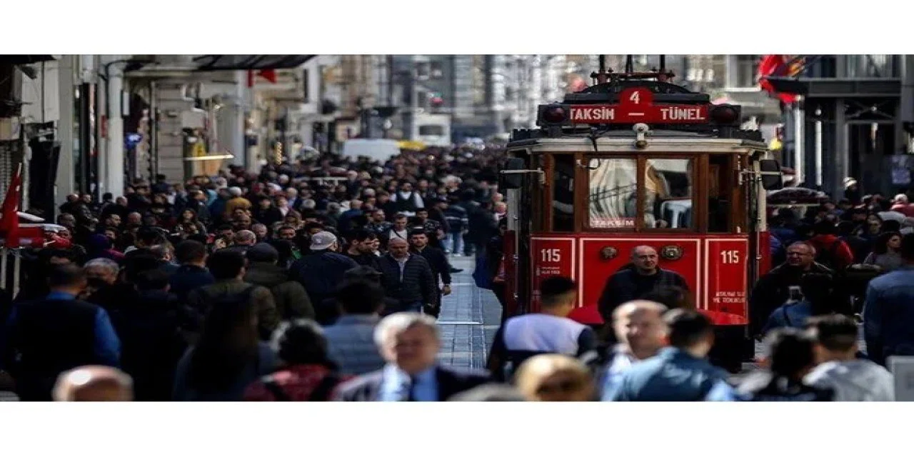 Türkiye'nin nüfusu yükseldi: İşte yeni nüfus verileri