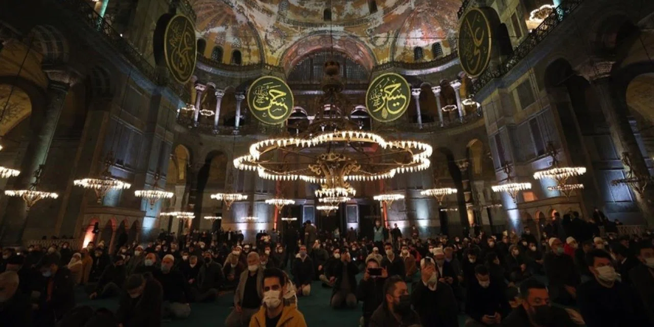 Bu Cuma hutbe, ‘Ramazan: Kutlu Misafir’ olacak