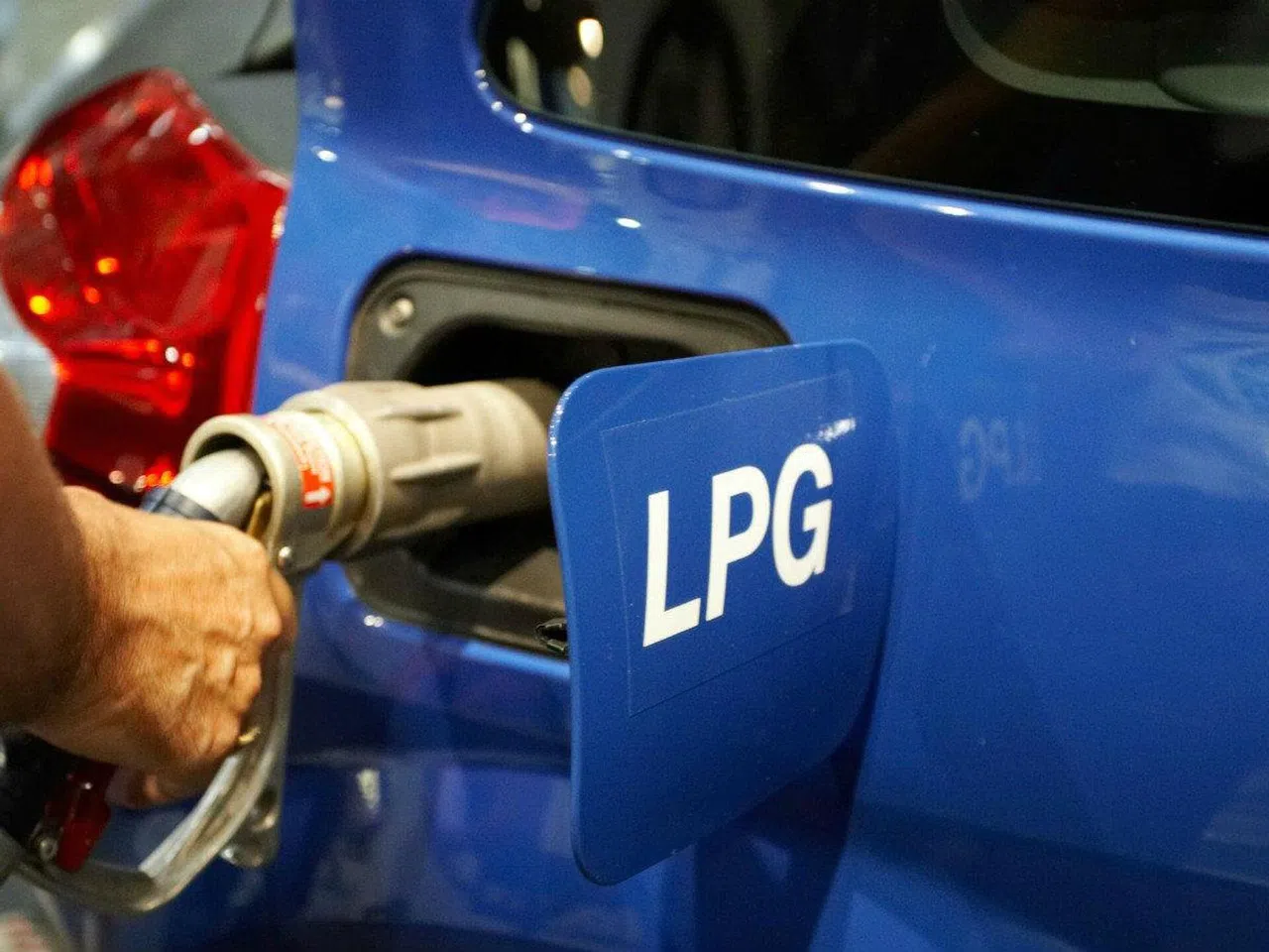 Benzine dev zam LPG'ye indirim geliyor
