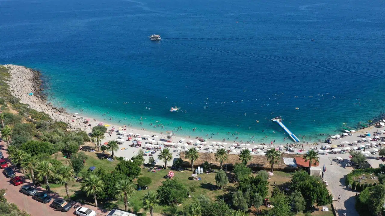 Hedef: 55-56 milyar dolarlık turizm geliri