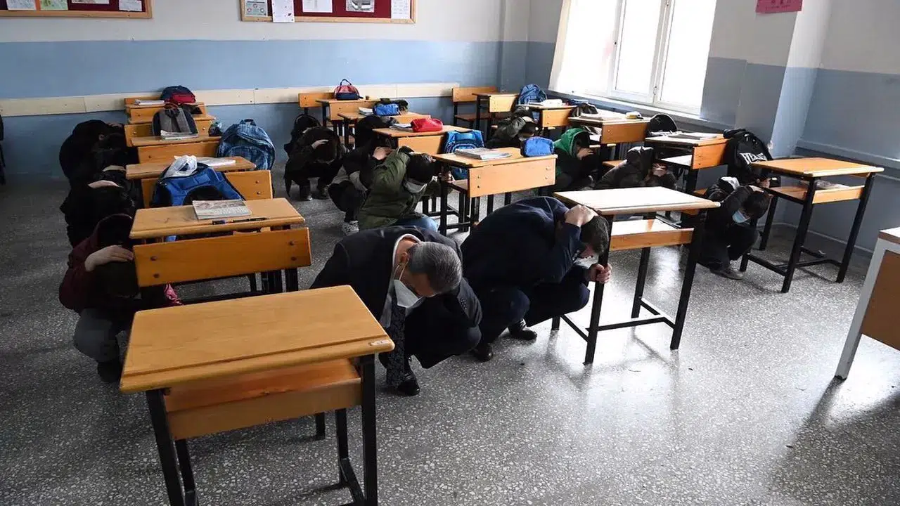 Yarın bütün okullarda tarihi bir gün: Hayat kurtaracak uygulama