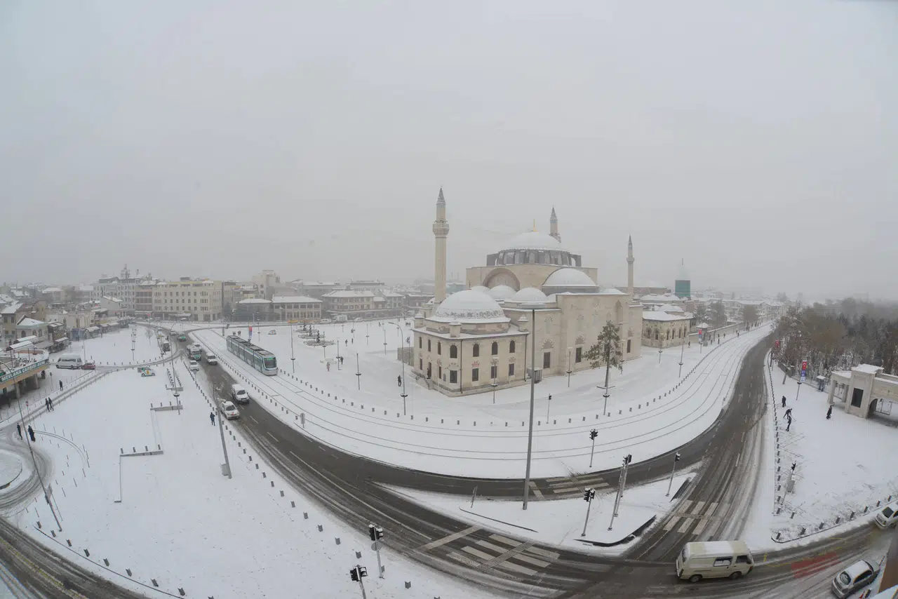 Konya’nın efsane kışı: Yağan kar 109 gün yerde kaldı