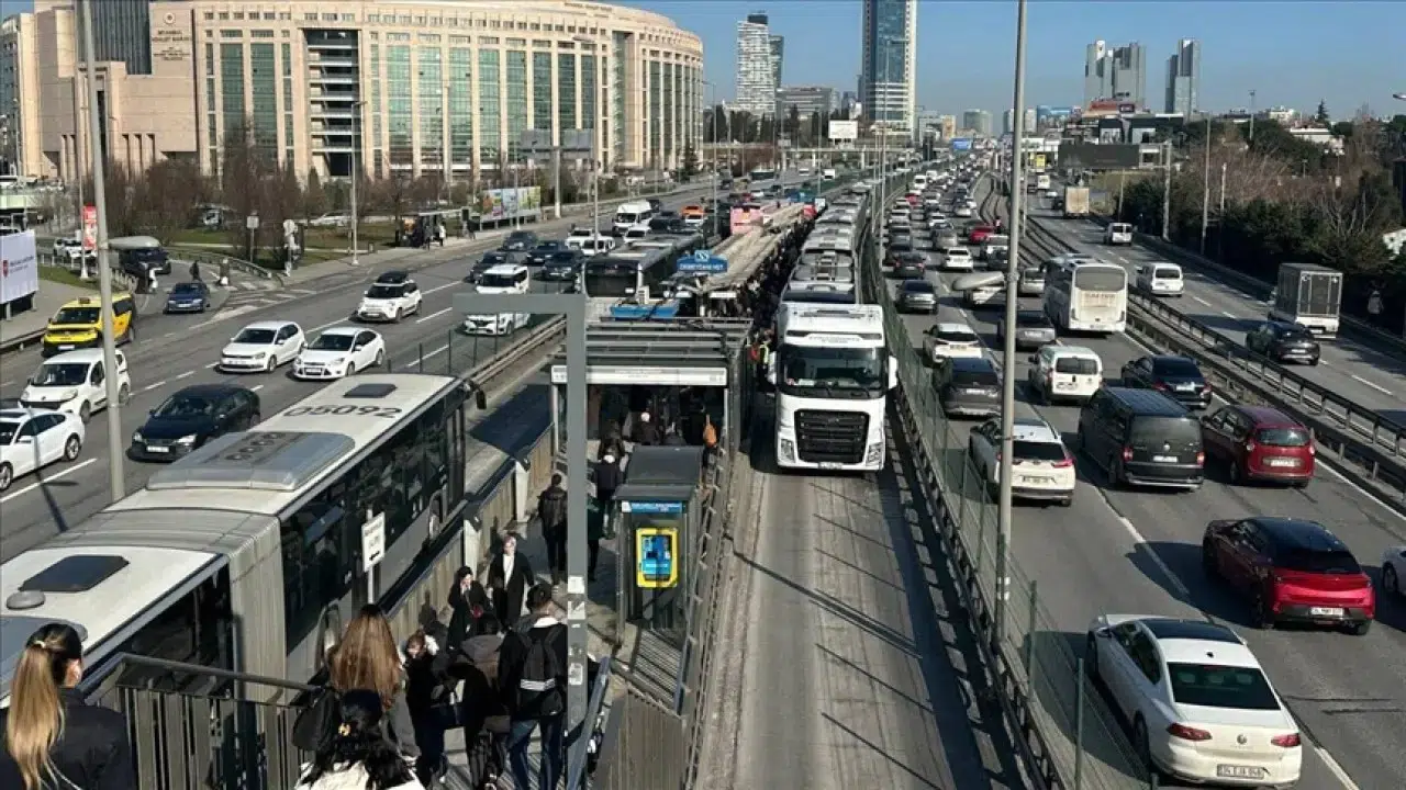 İstanbul'da yarın toplu taşıma ücretsiz mi? 6 Ekim İstanbul'un Kurtuluşu