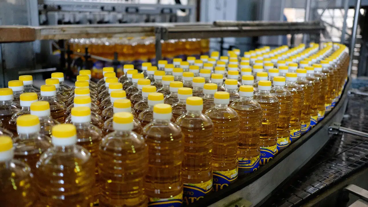 Konya'nın 70 ayrı noktasında ucuza ayçiçek yağı var! 150 TL'den satılıyor