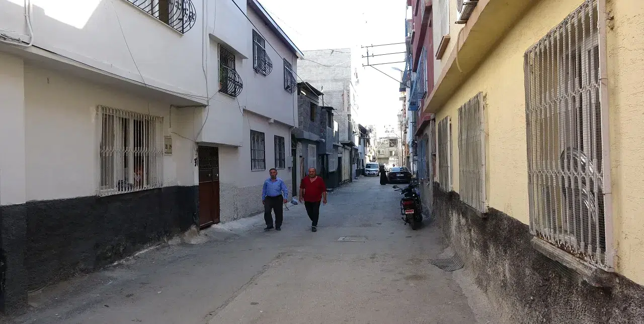 "Beni kurtarın" dedi, sonra dehşet saçtı: 1 ölü, 3 yaralı