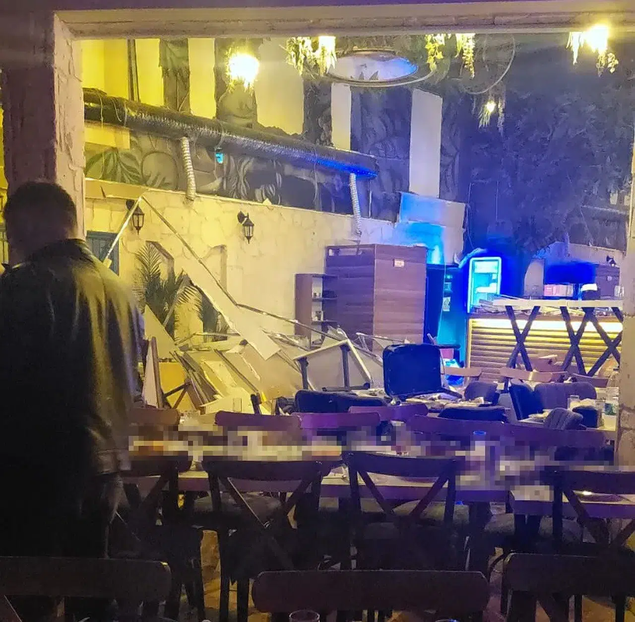 Dekor faciasına ramak kaldı: 6 kişi ölümden döndü