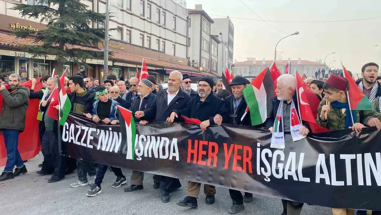 Konya büyük yürüyüşe hazırlanıyor! 7 Ekim'de tüm halk davet edildi