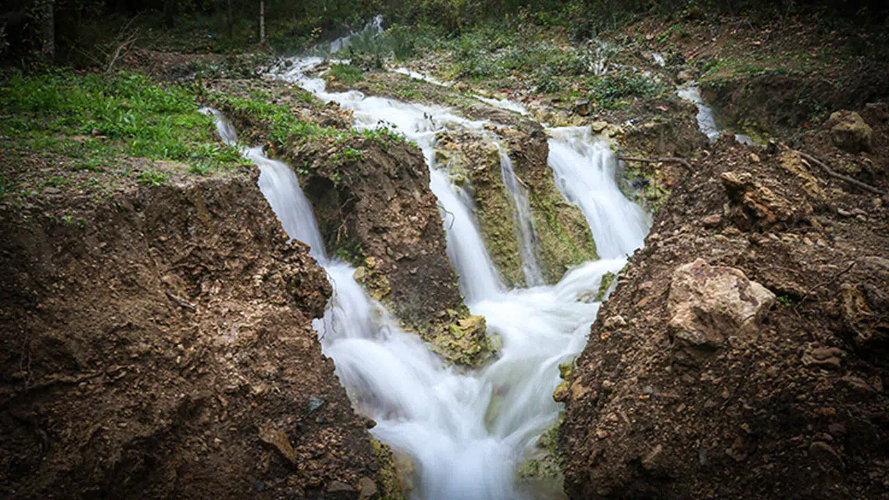 Deprem 20 yıl önce kuruyan pınarı yeniden harekete geçirdi