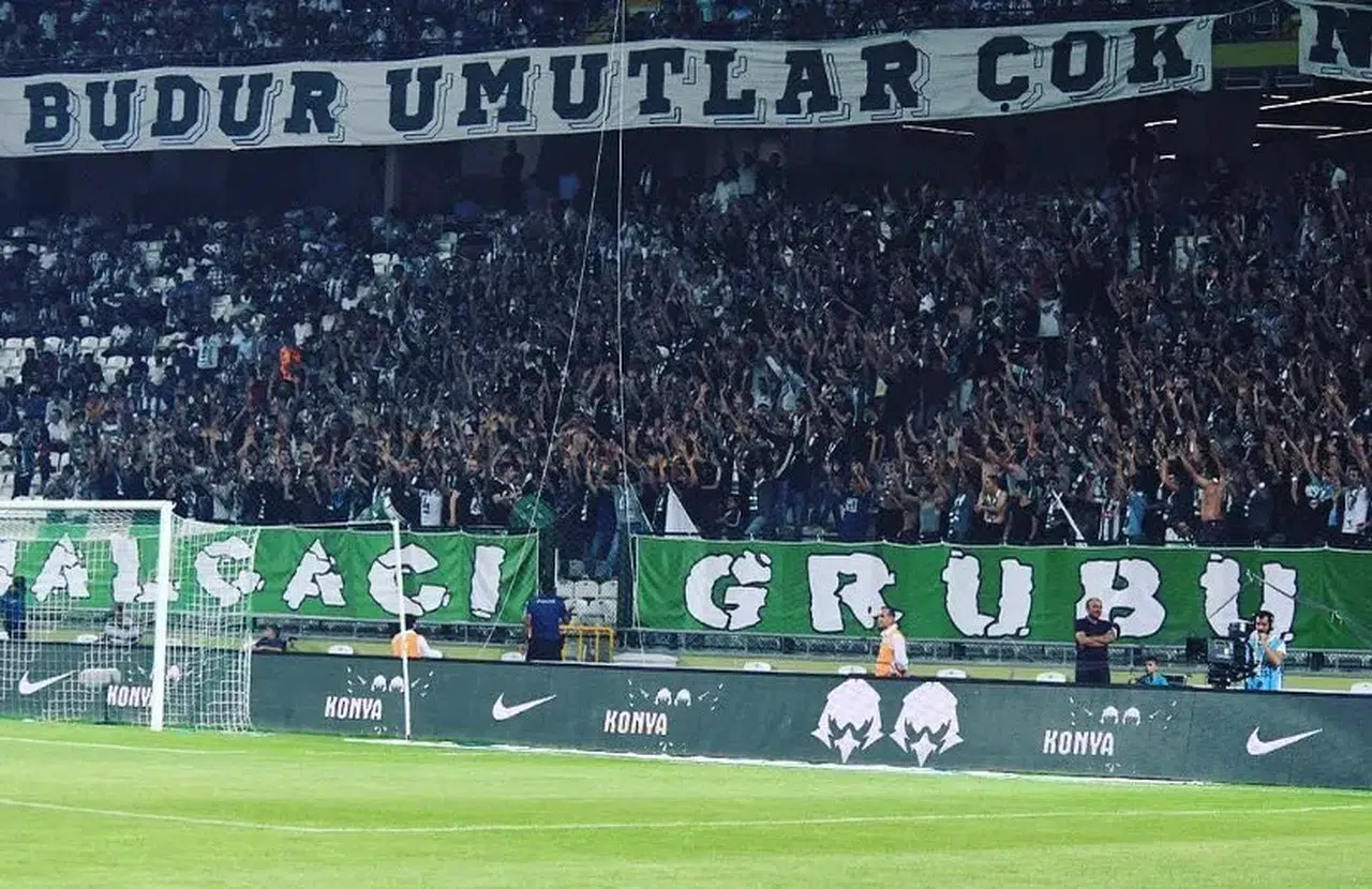 Konyaspor Yönetimine sert tepki geldi! Çifte standart uygulanıyor