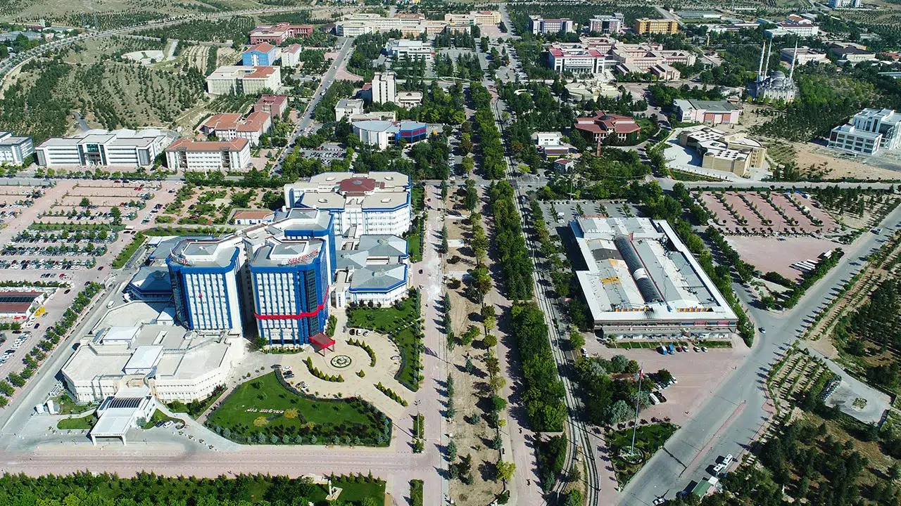 Konya, kampüs ve Bosna'dan ibaret değil! Başkandan büyük çağrı