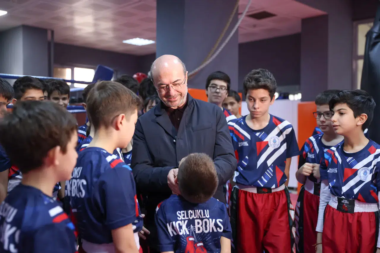 Konya'da 6 bin öğrenci heyecanı yaşadı! Kış Spor Okulları başladı