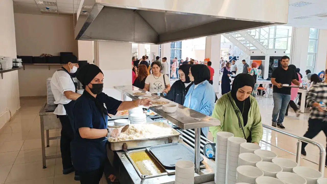 Konya'daki öğrencilere yemek bursu verilecek: Başvurular sürüyor