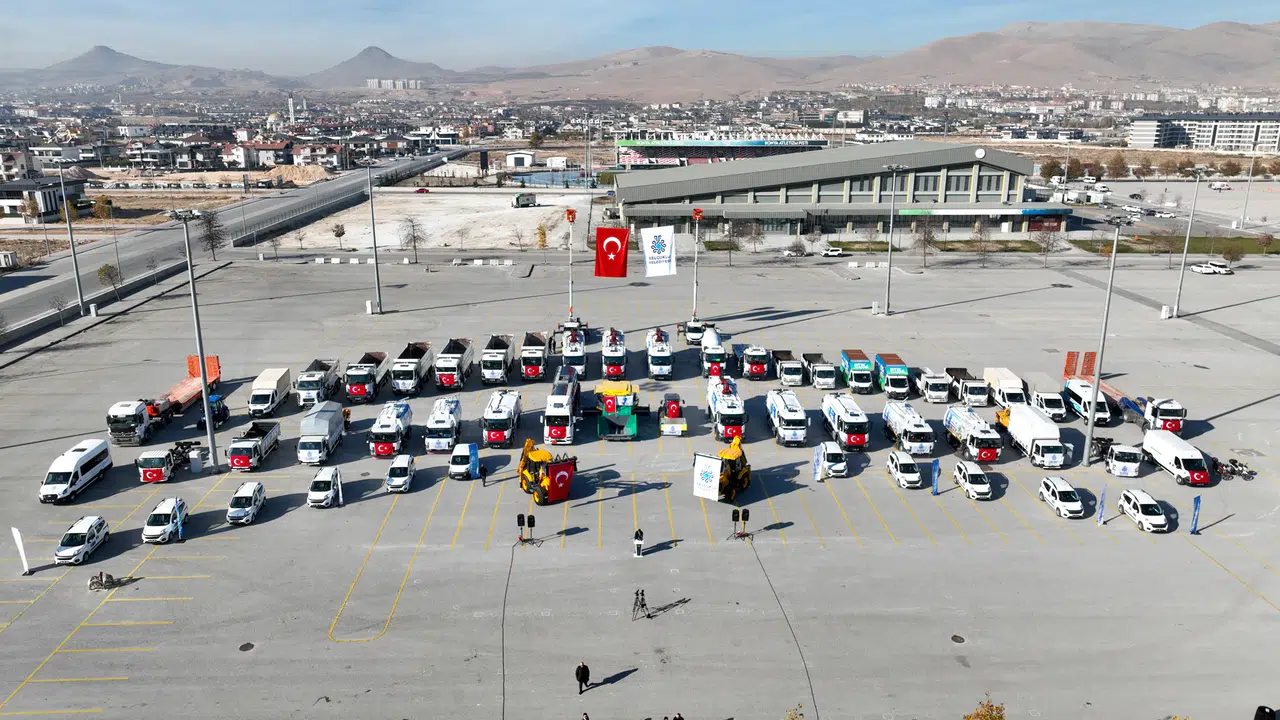 Konya'daki bu belediyenin 1 lira borcu yok! Yeni araçları envantere katıldı