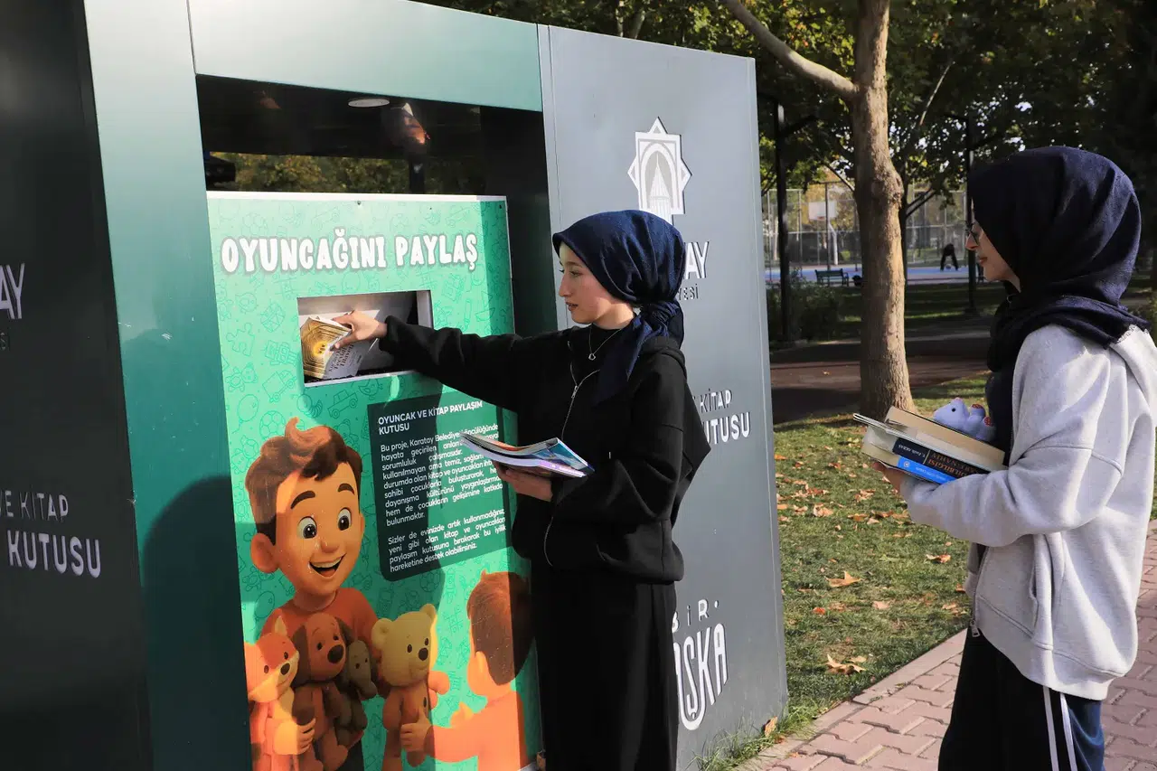 Konya'daki çocuklar paylaşmayı öğreniyor: Kumbaralar yerleştirildi