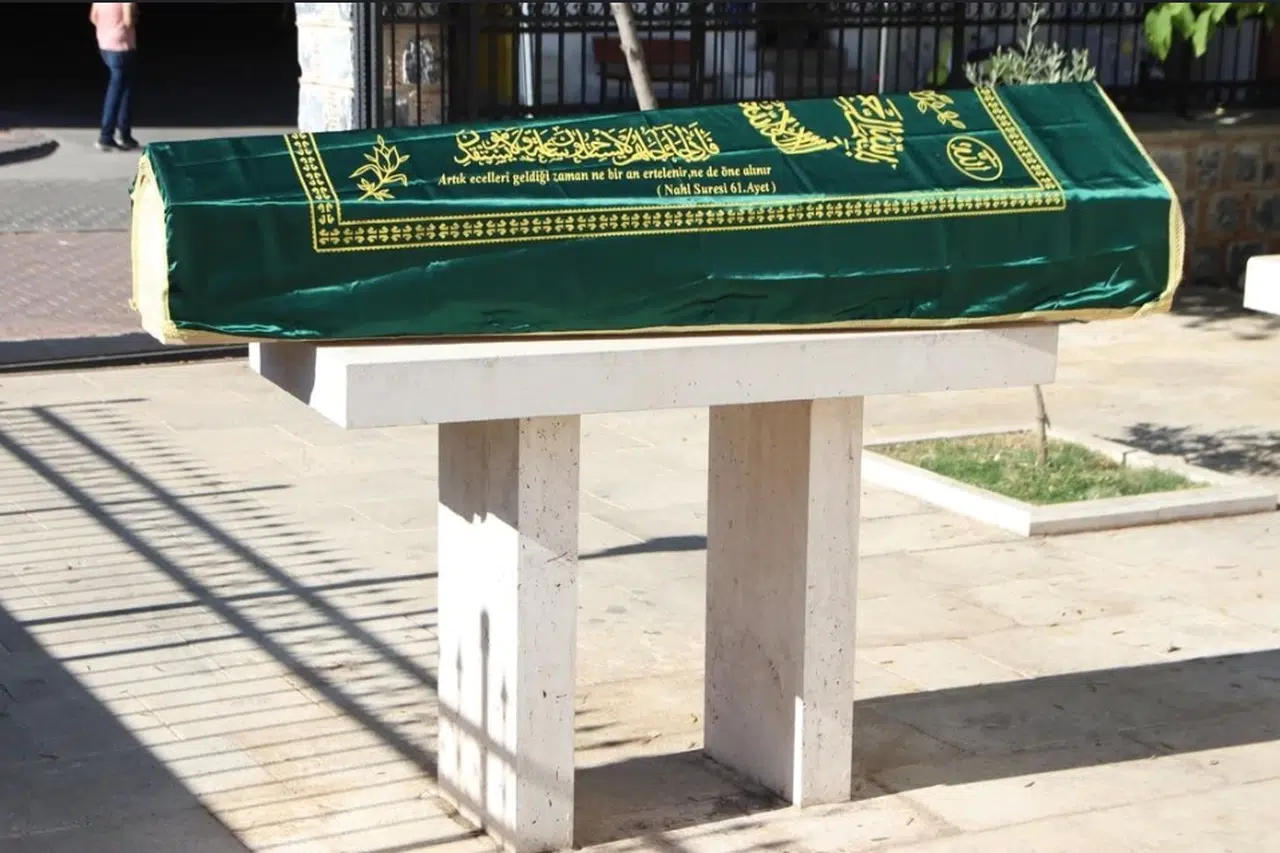 Konya'ya iz bırakan müdür vefat etti: Ergen ailesinin acı günü