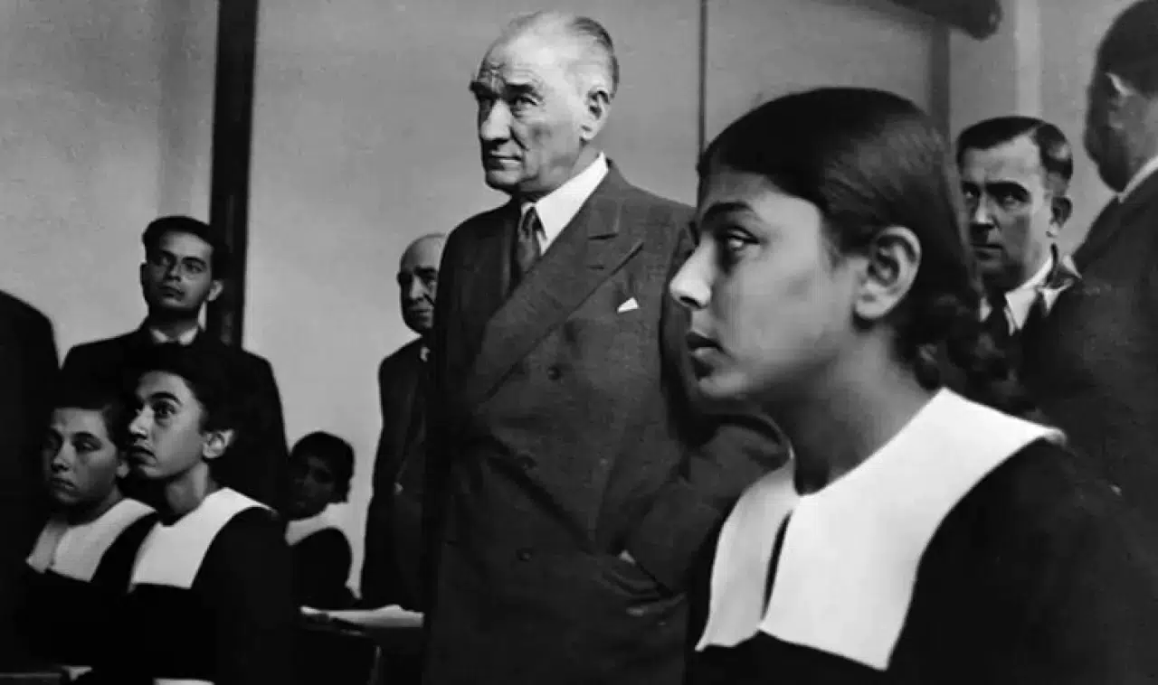 Kutlu olsun: Bugün 24 Kasım öğretmenler günü