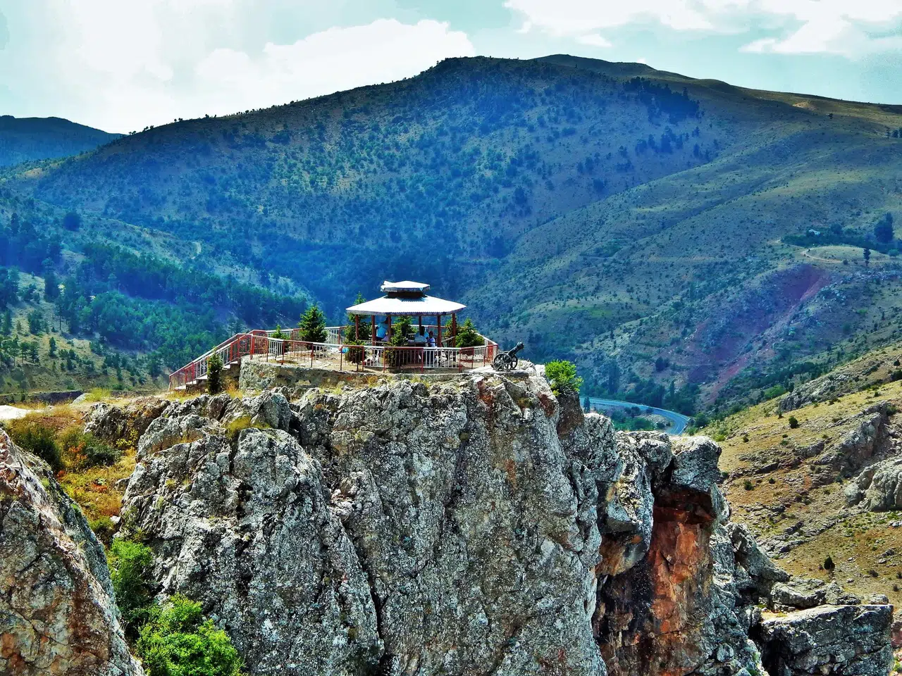 Konya'nın güzelliği ile büyüleyen ilçesi zafer yaşadı: Proje iptal edildi