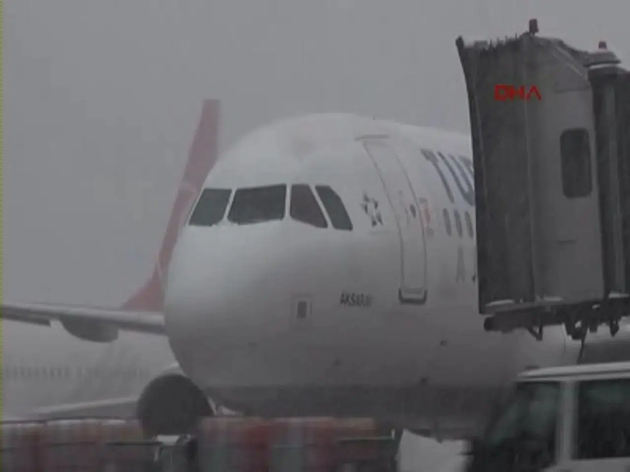 İstanbul Havalimanı: "Uçakta bomba var" paniği