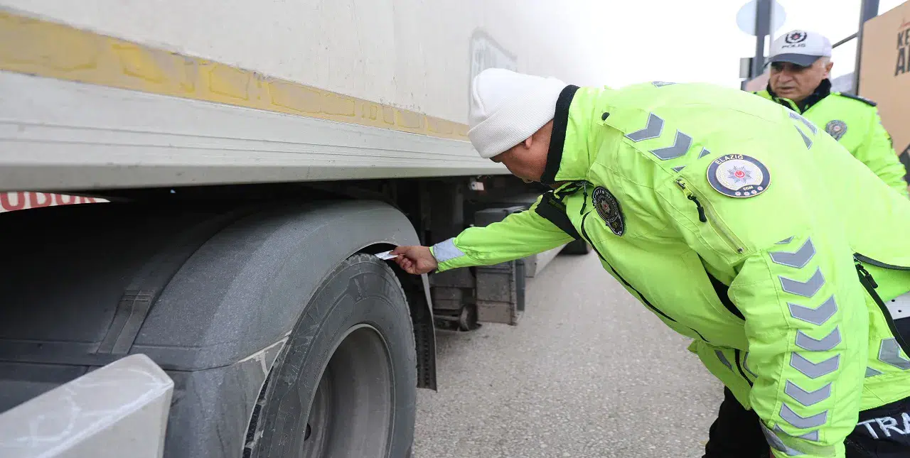 Kış lastiği olmayanlara ceza yağdı: Sürücüler şok oldu