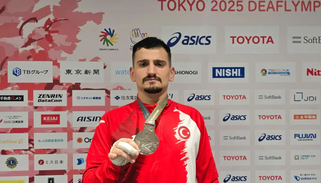 Konyalı sporcu Batuhan Şimşek, Tokyo'da gümüş madalya kazandı
