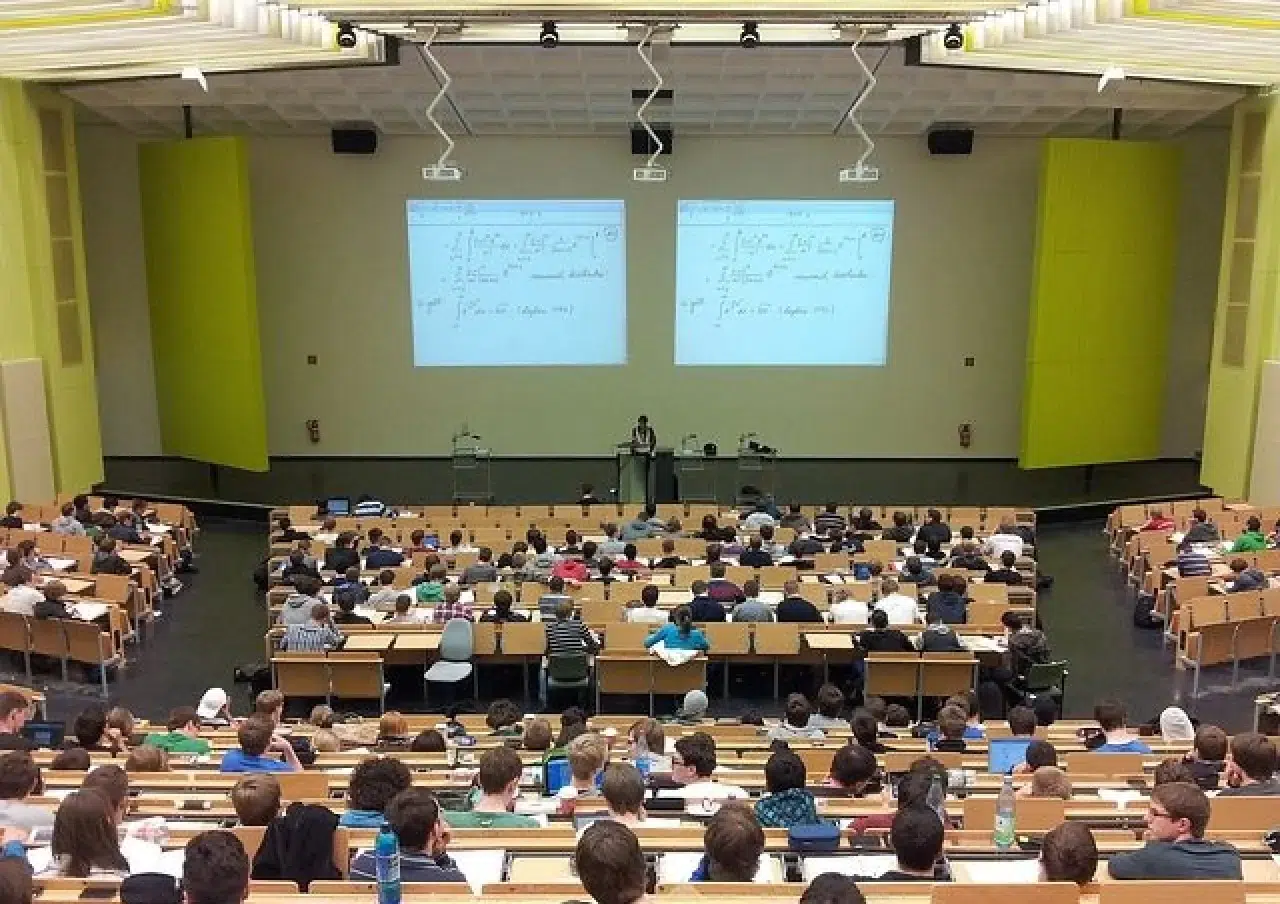 Üniversiteler artık 3 yıl: Öğrenciler için yeni süreç başlıyor