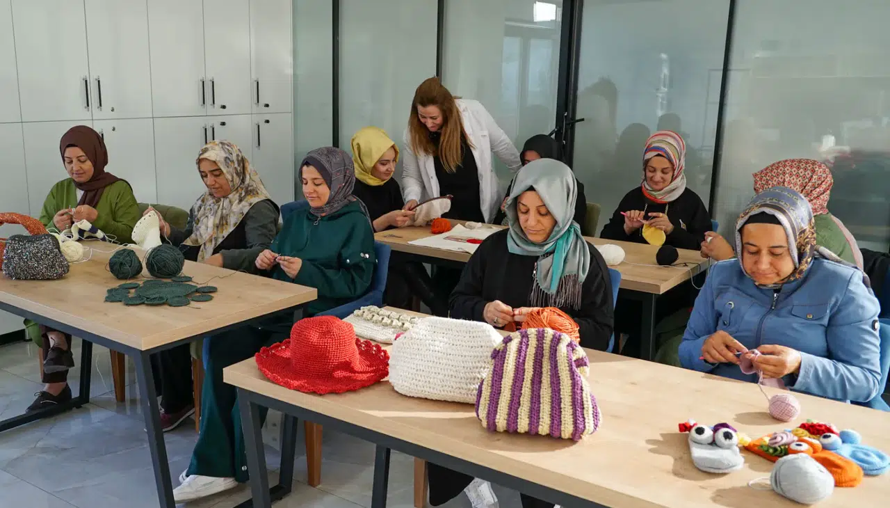 DOSD Meram, velilerin de hayatına dokunuyor