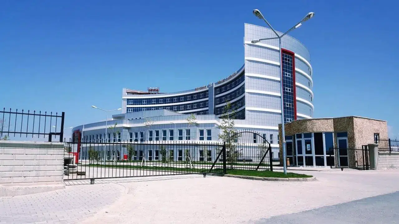 Konya'da hastane karşısına belediye kafe yapıyor: Uygun fiyata ürün satacak