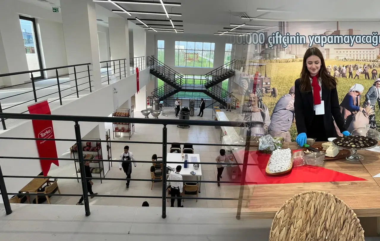 Konya'nın gıda devi İstanbul'da lezzet dağıtıyor: Mağaza hizmete açıldı