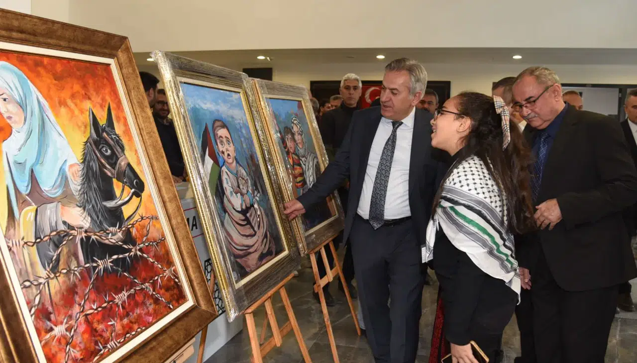 Konya'daki Gazzeli öğrencilerden "Sessiz Fırçalar" Sergisi
