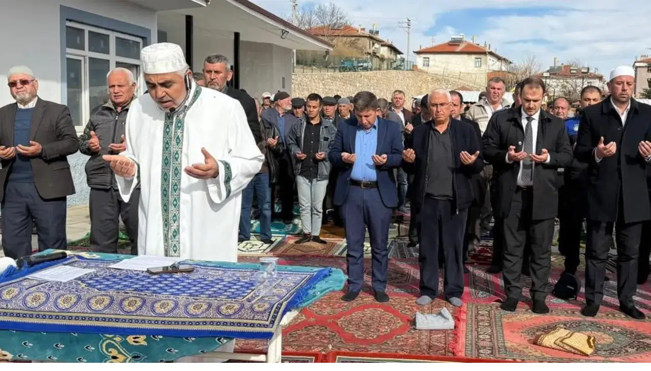 Konya'da yağmur duası: Ayaslar'da 3 gün eller semaya açıldı