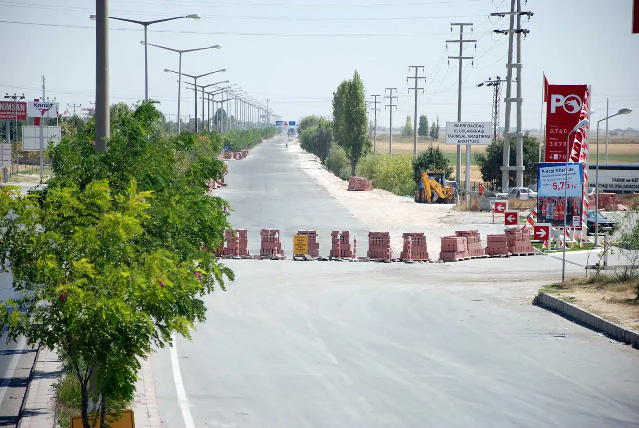 Konya'nın uzak ilçelerine yeni yollar geliyor: Karapınar ve Ereğli konfora kavuşacak
