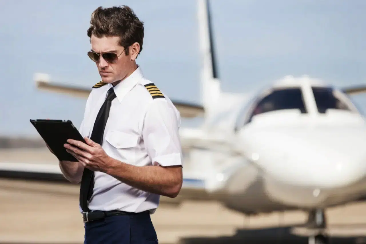 Milyonları ilgilendiriyor: Sigara içene 24 bin, lazer tutana 164 bin lira ceza