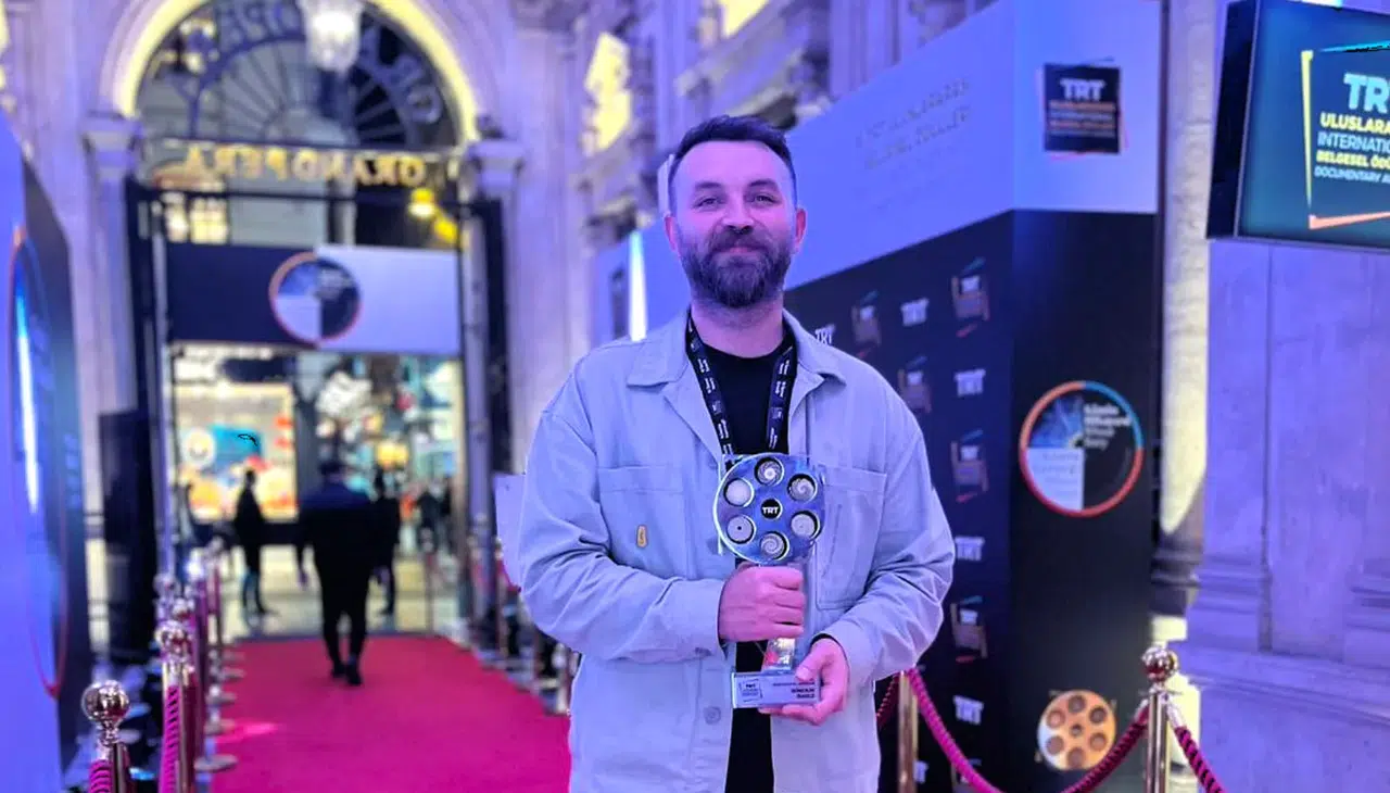 NEÜ'den Dr. Sevimli’ye TRT’den İkincilik Ödülü