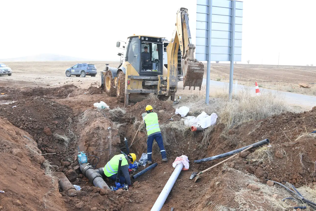 Konya'da su hattı ilçeyi kuşattı: Altyapı yenileniyor