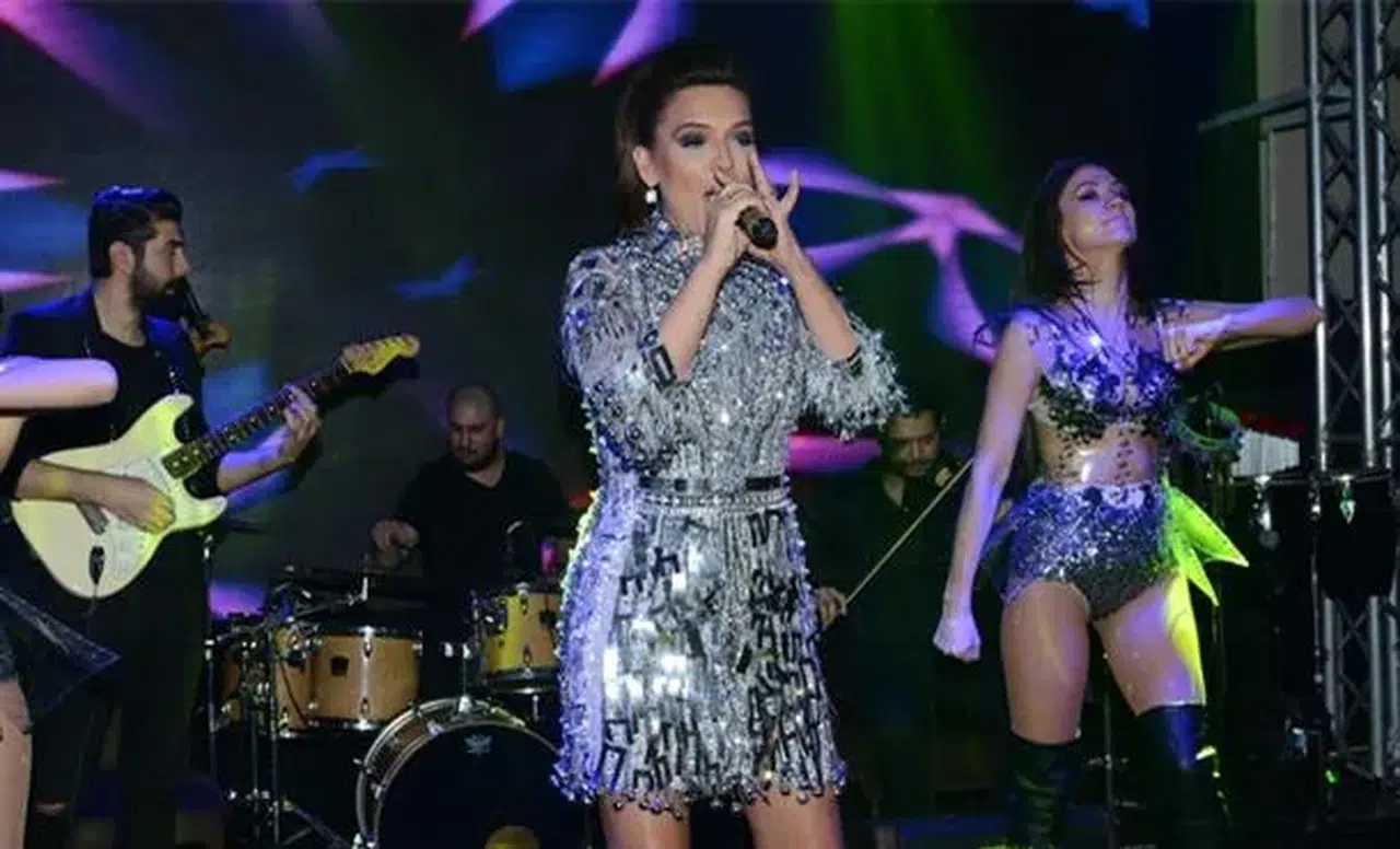 Konya'da sanat geceleri başlıyor: Demet Akalın ve Alişan geliyor