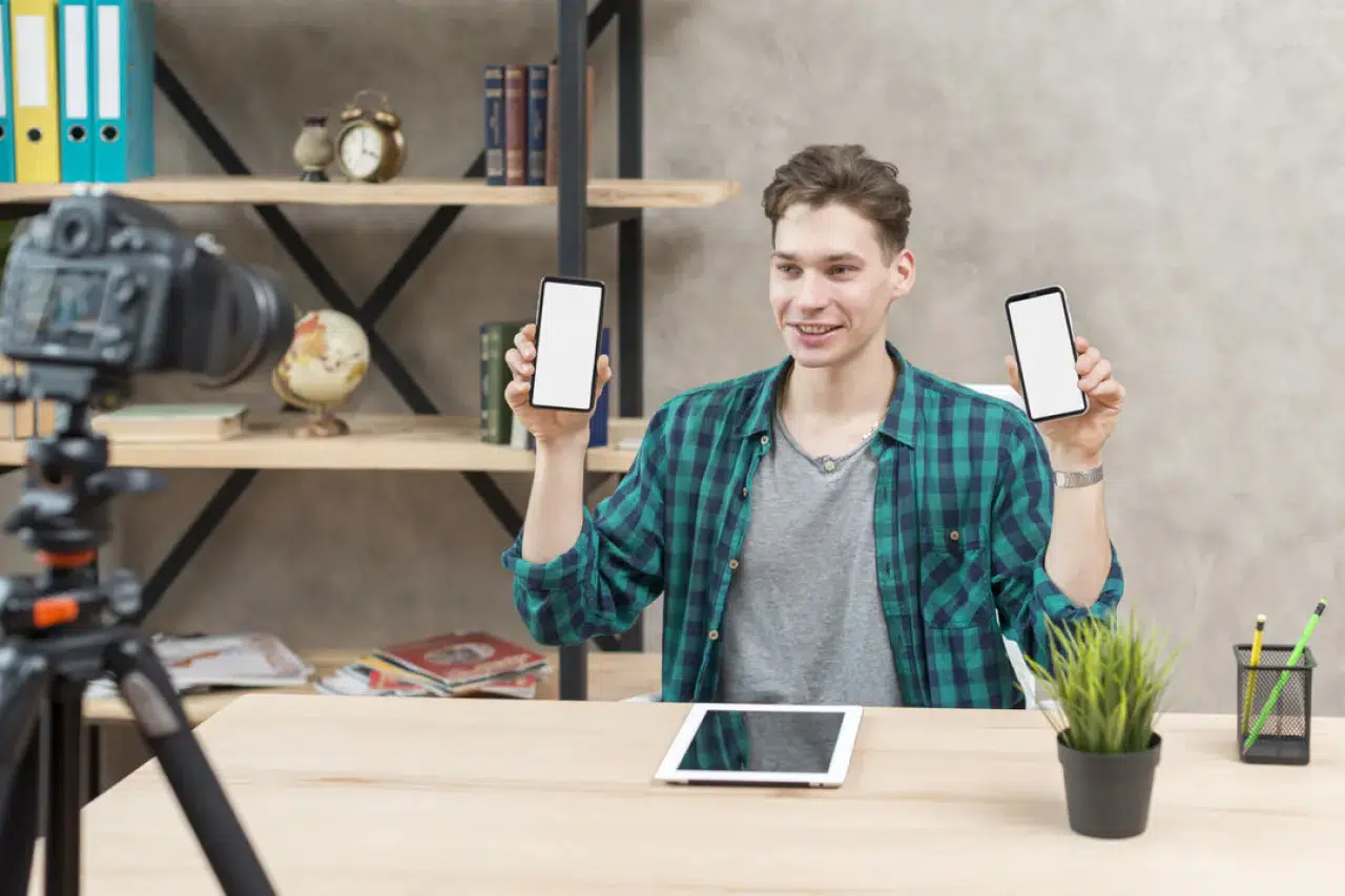 Influencer nasıl olunur? Birileri dalga geçerken onlar paralarını sayıyor