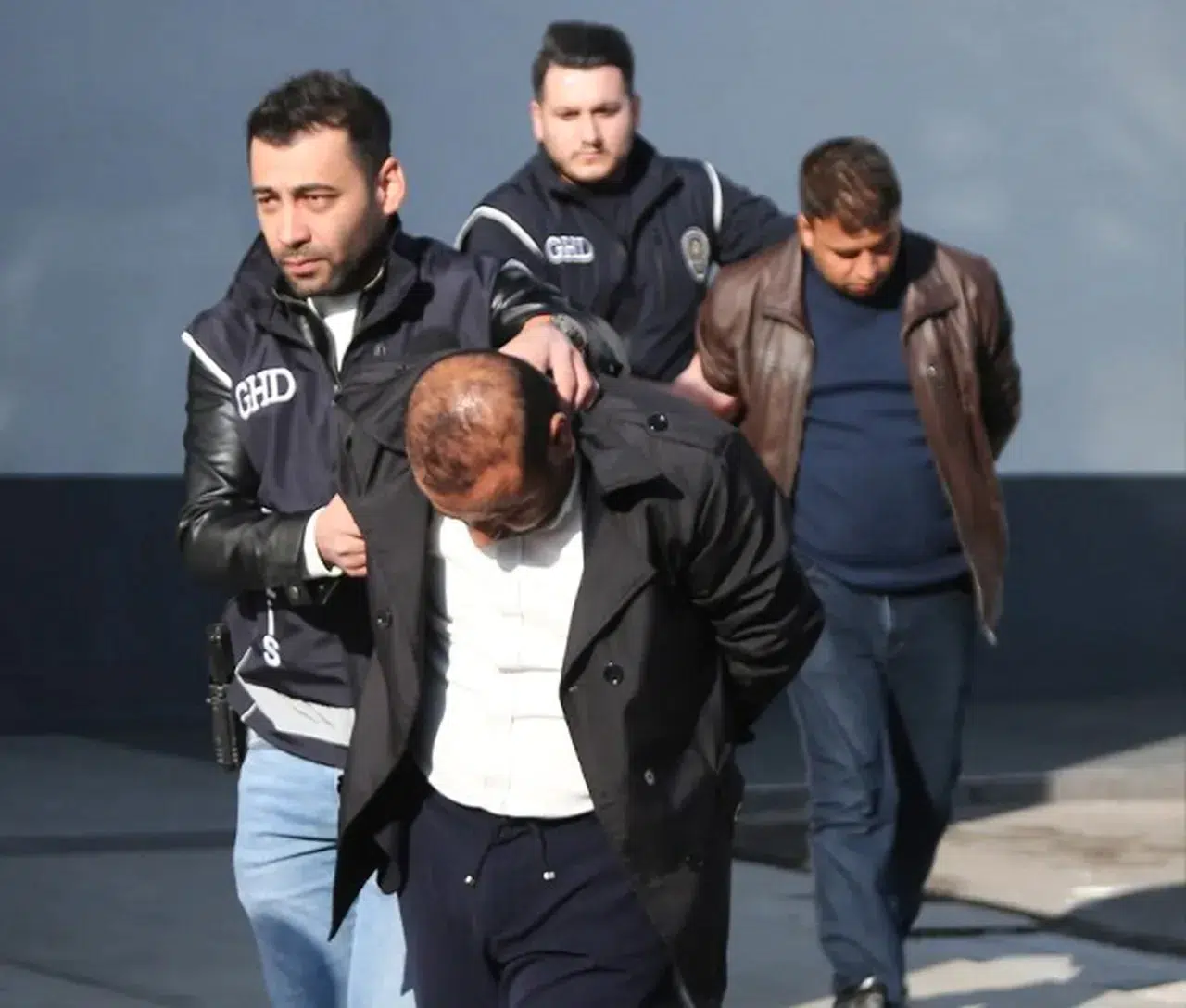 Göçmen kaçakçılığı çetesi çökertildi! Kişi başı istedikleri ücret şok etti