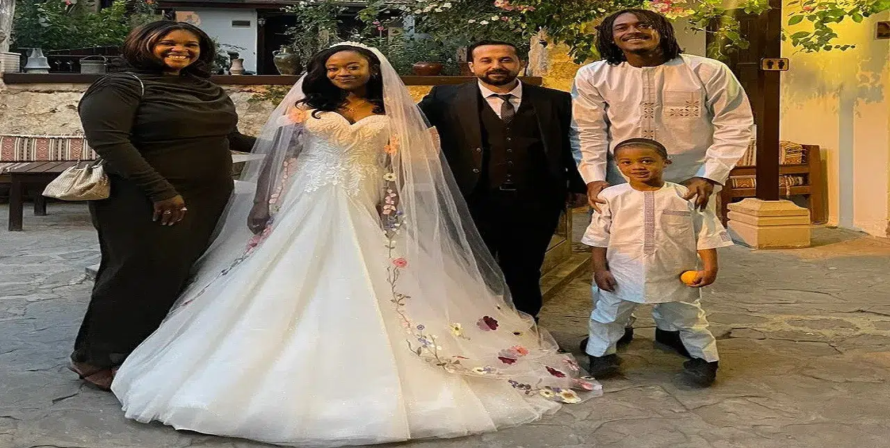 Aşk mesafeleri yendi: Afrikalı gelin Adana havasıyla coştu