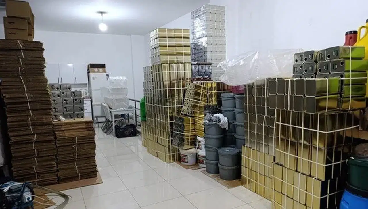 Sahte zeytinyağı üretimi yapıyorlardı: Baskın her şeyi sona erdirdi