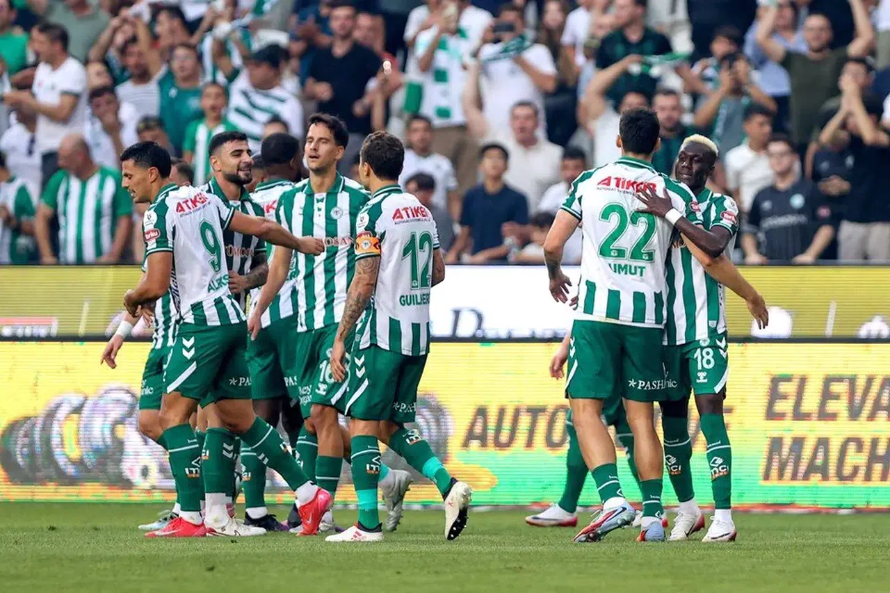 Konyaspor şimdiden geçti! 4 maçta 2 puanlık fark...