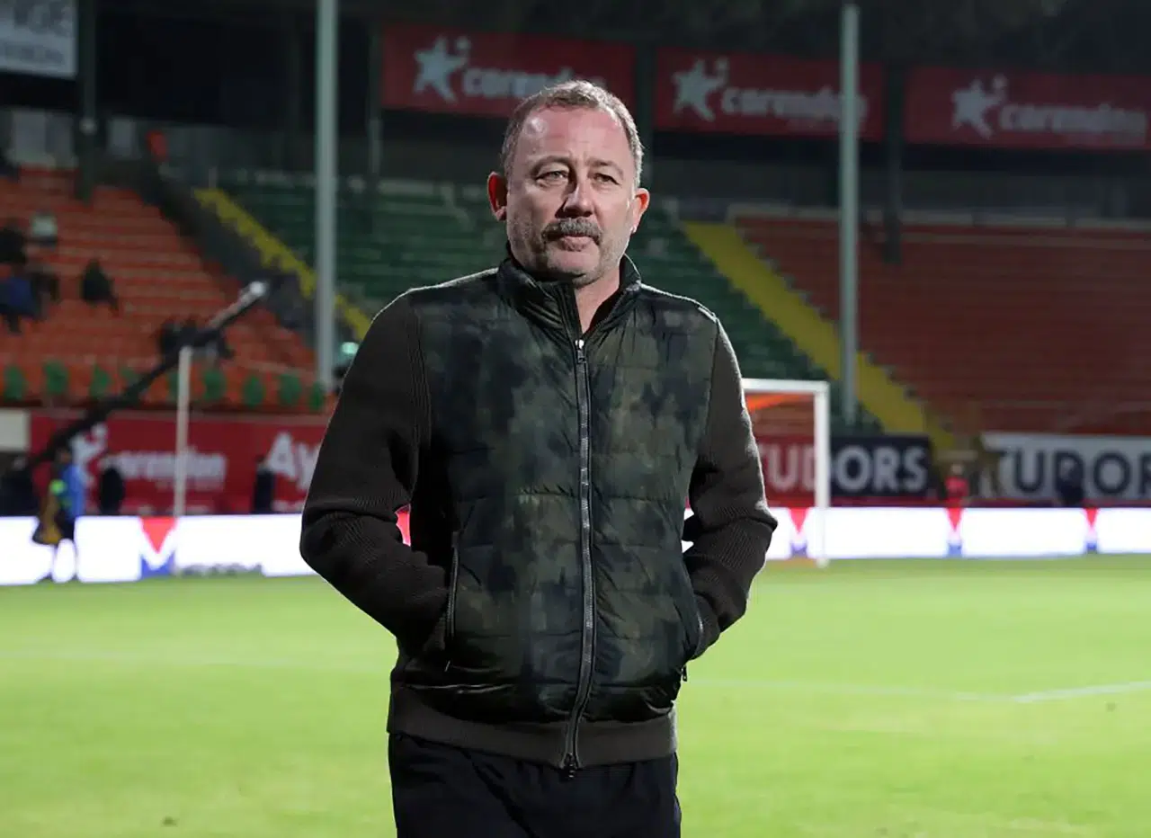 Sergen Yalçın dönemi başlıyor! Beşiktaş'ın yeni teknik patronu olacak