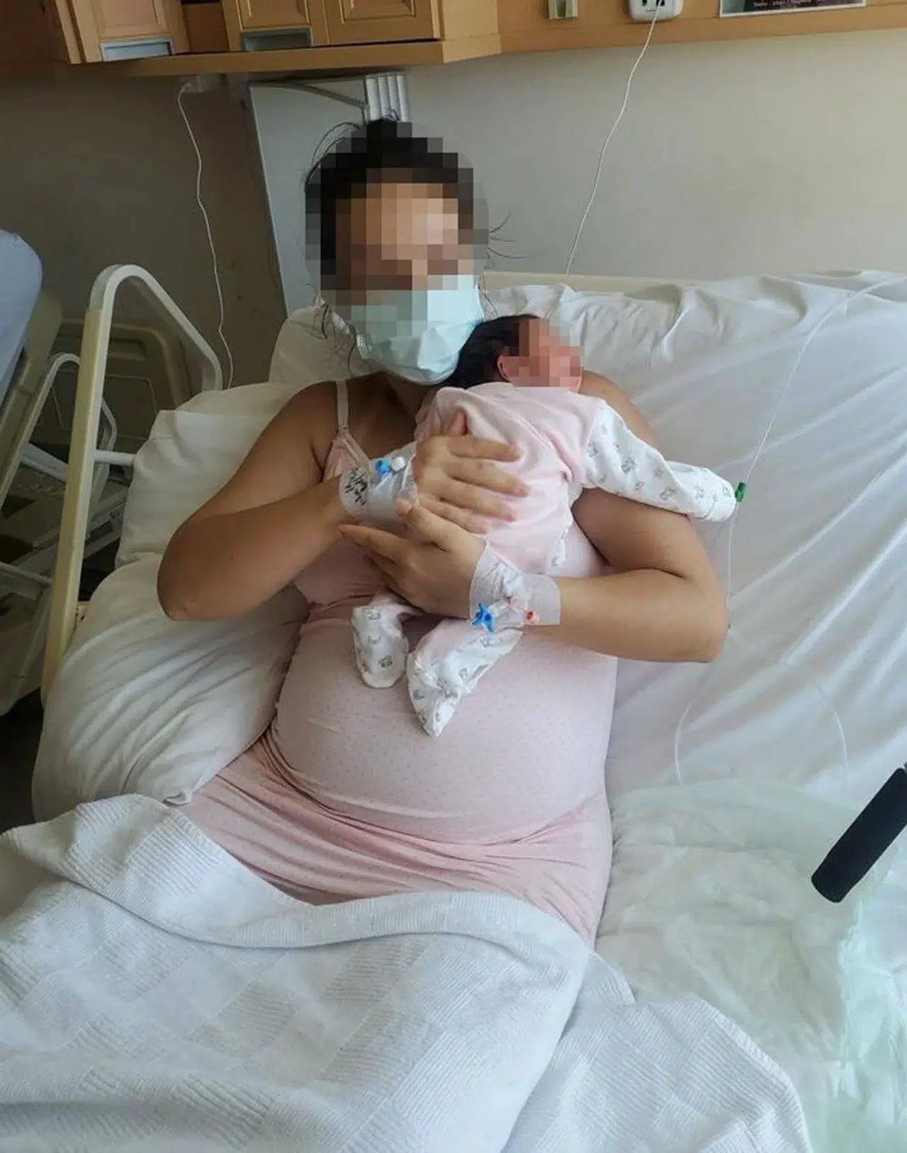 Doğumda unutuldu, iki yıl sonra ortaya çıktı: Gazlı bez ihmaline soruşturma