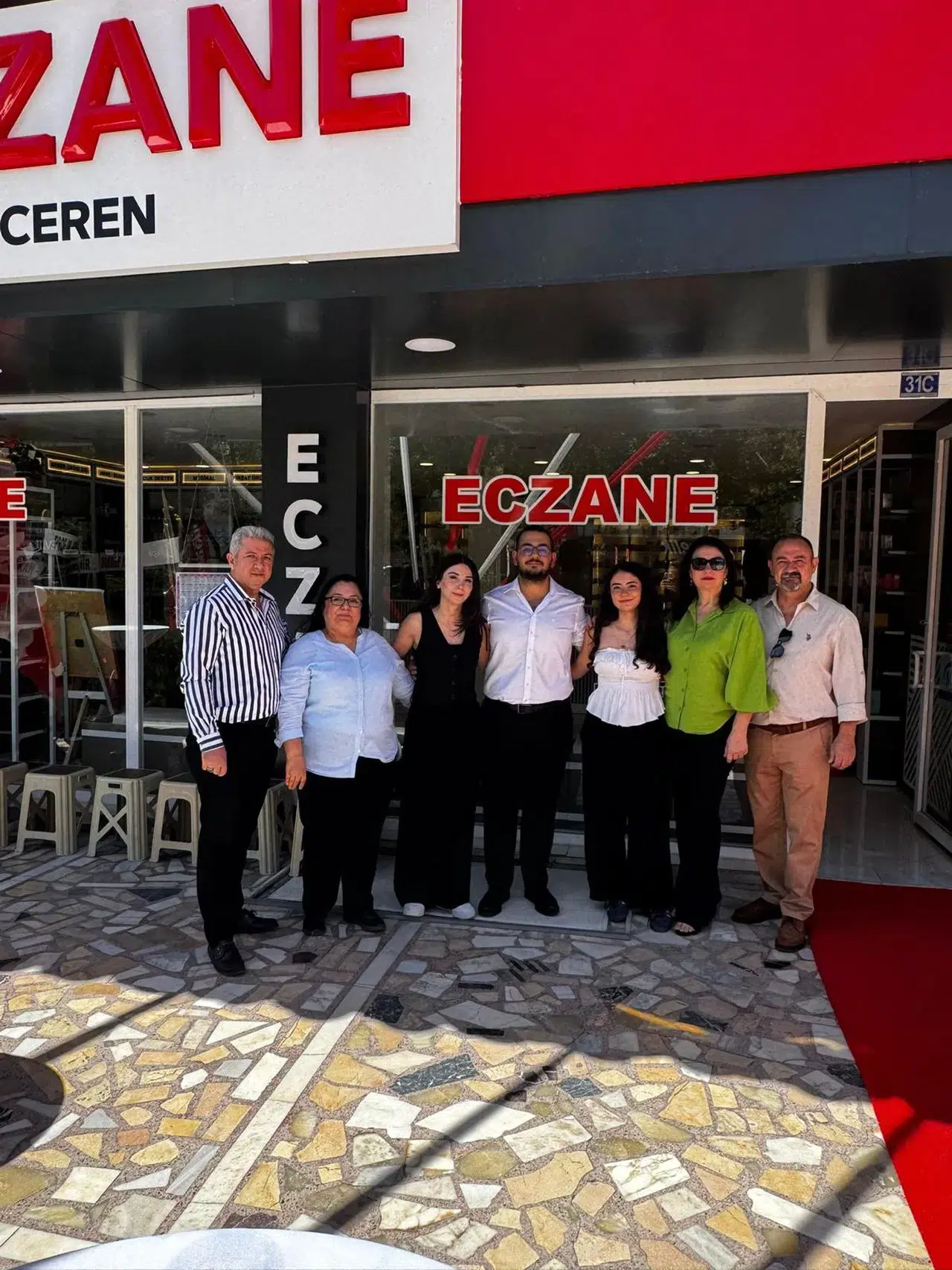 Konya'nın merkezine yeni Eczane geldi. Ceren Eczanesi hizmete girdi