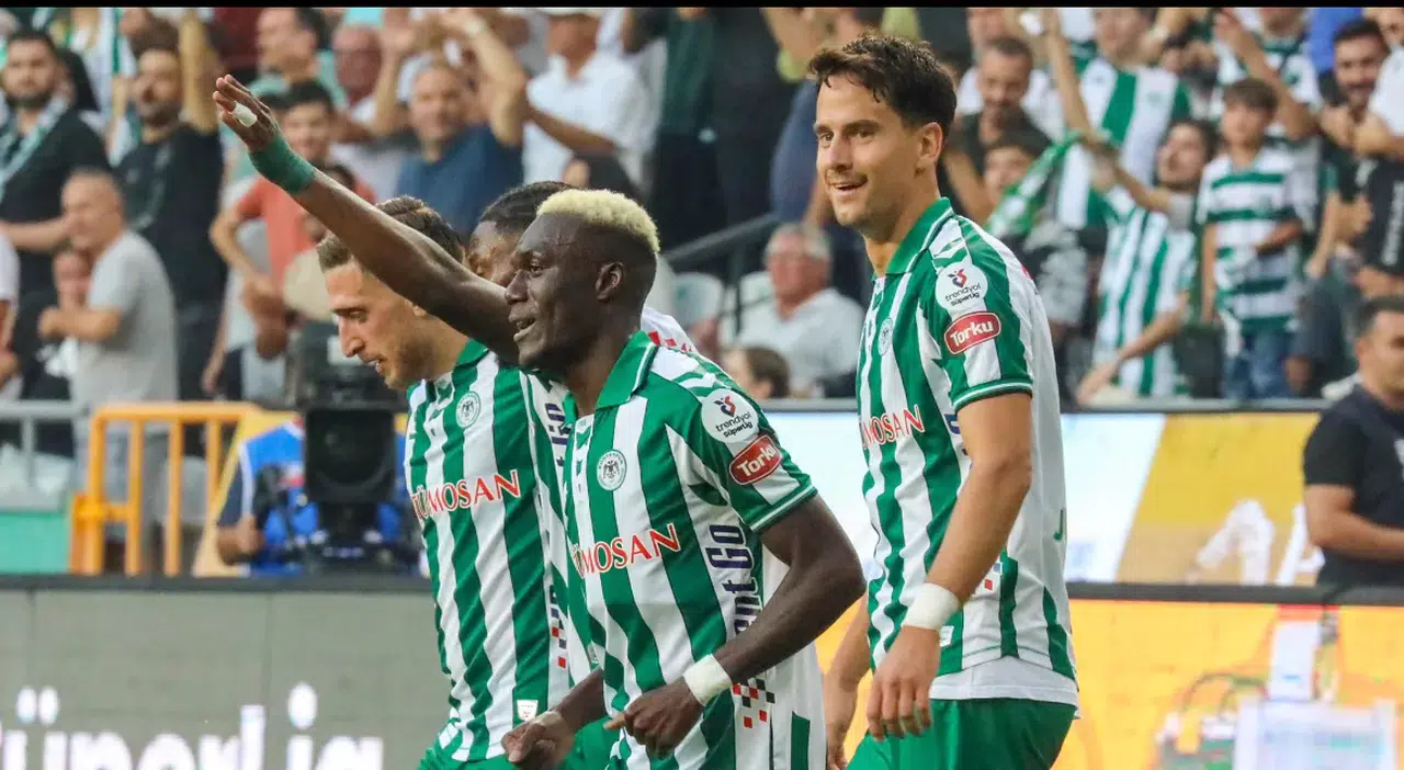 Konyaspor liderlik koltuğunu Galatasaray’dan aldı